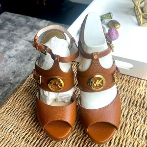Michael Kors Mackenzie Sandal NWT